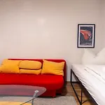 Balkon, Waschmaschine, Tv, Einzelbetten, Nahe Voelkerschlachtsdenkmal